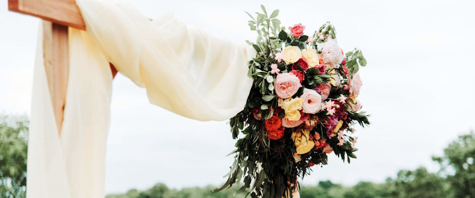 Love in Bloom: Incorporating Floral Design into Your Wedding Decor